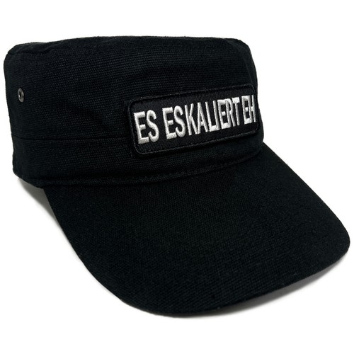 Army cap eskaliert - eskaliert, in